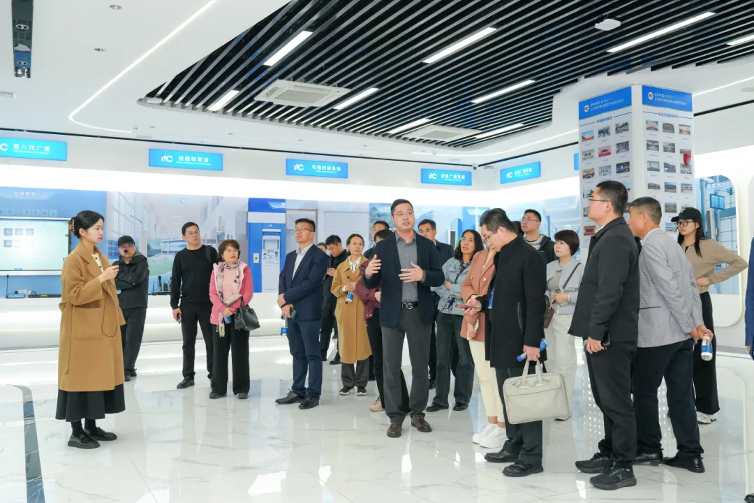 陕西省科协党组成员、副主席吕建军一行莅临itc保伦股份考察交流.docx